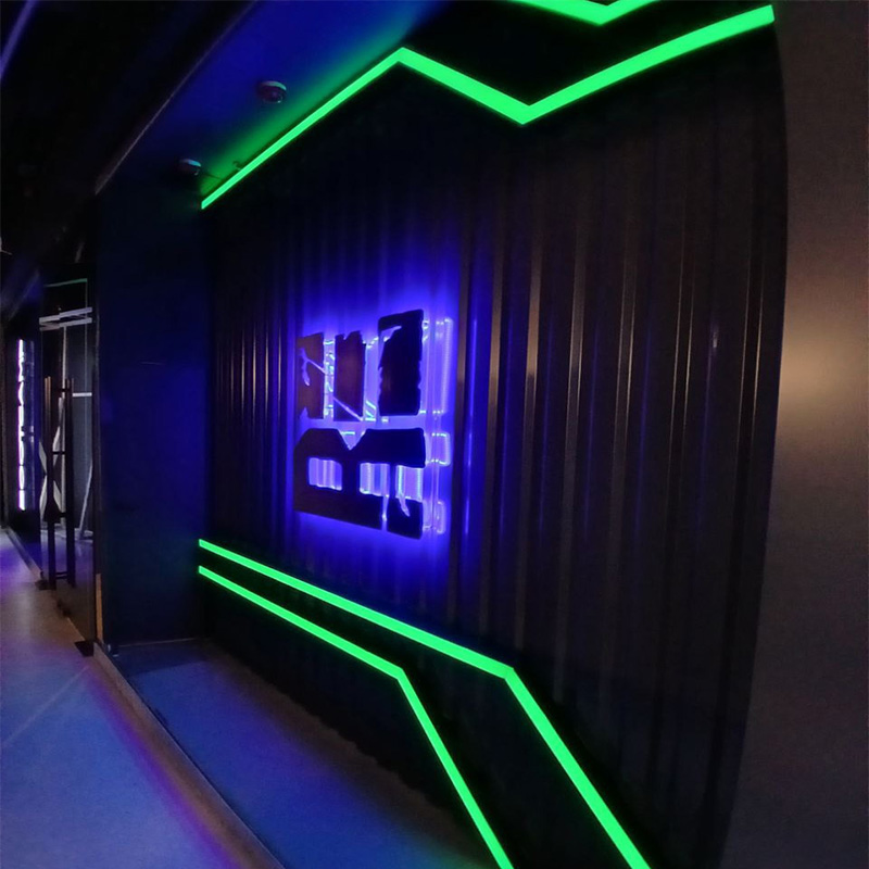 Световые буквы для фитнес-клуба REBOOT Световые буквы для фитнес-клуба REBOOT