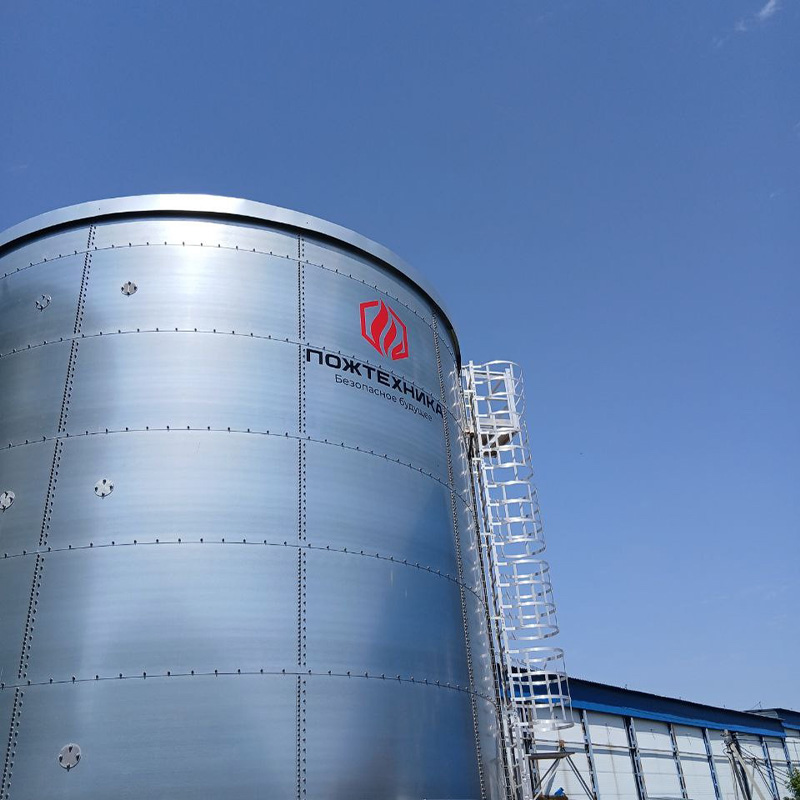 Наклейка плёнки для компании «Пожтехника» в г. Осеево Наклейка плёнки для компании «Пожтехника» в г. Осеево